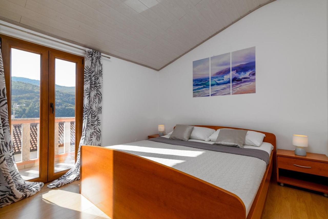 Apartments By The Sea Duga Luka - Prtlog, Labin - 2335 외부 사진