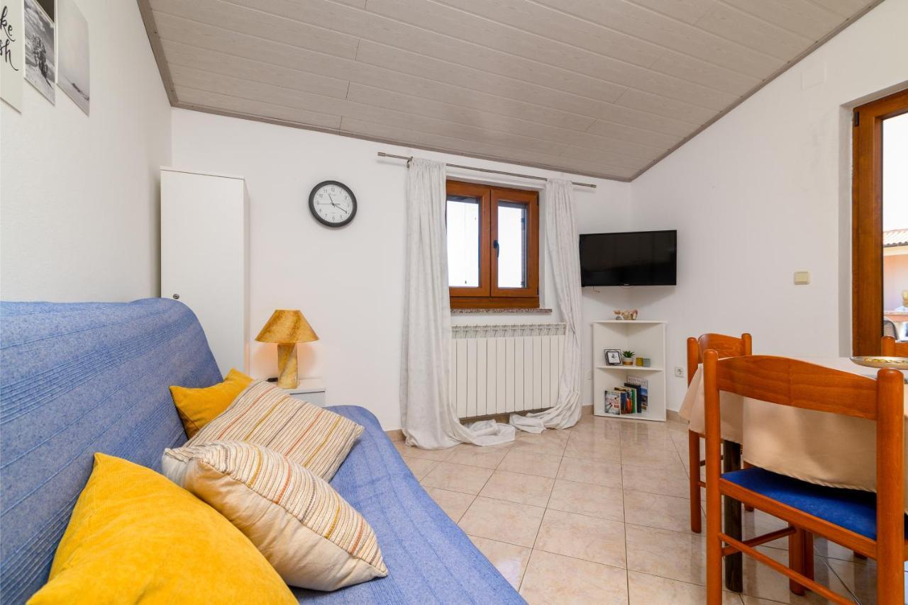 Apartments By The Sea Duga Luka - Prtlog, Labin - 2335 외부 사진