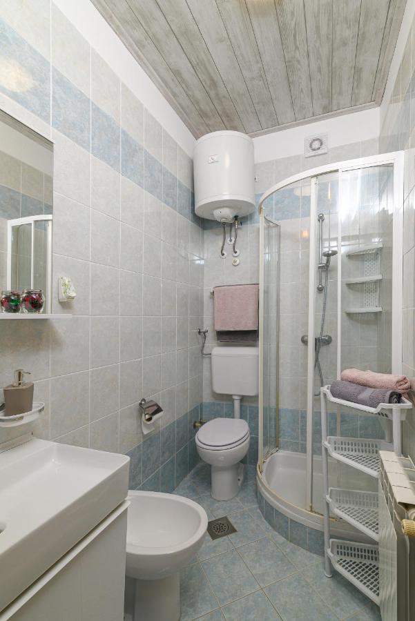 Apartments By The Sea Duga Luka - Prtlog, Labin - 2335 외부 사진